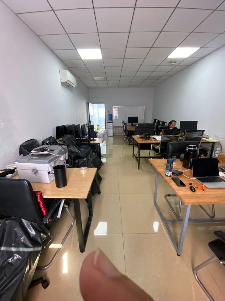 Cho thuê văn phòng Đường Xô Viết Nghệ Tĩnh, Đà Nẵng 100m² - Giá chỉ 7 triệu/tháng!