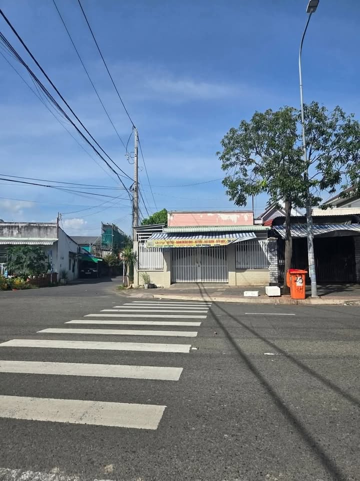 Nhà lô góc 3 mặt tiền đường Hoàng Hoa Thám, phường Tam Long, 245m² giá 8.5 tỷ - Cơ hội đầu tư sinh lời!