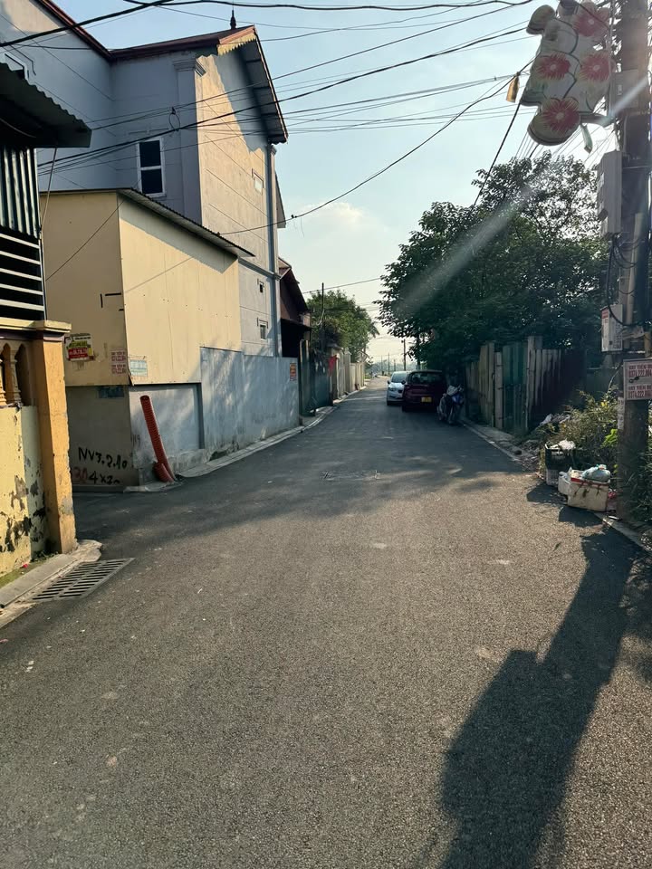 Đất nền Dục Tú, Đông Anh 60m² giá 5 tỷ - Gần đường dẫn cầu Tứ Liên!