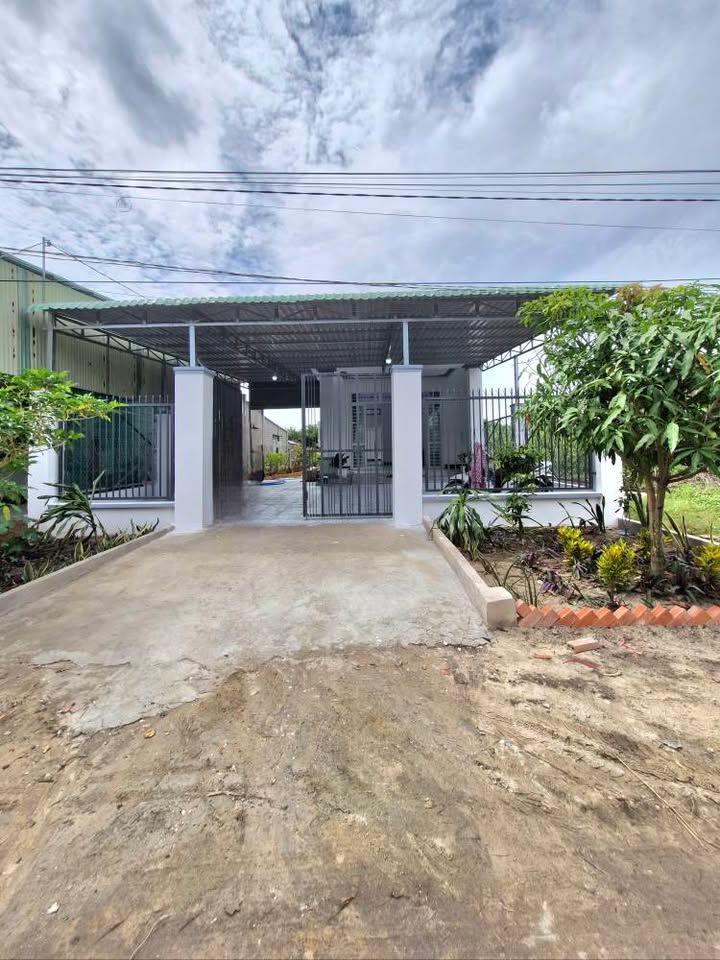 Đất nền Trường Đức, Hòa Thành, Tây Ninh 489.21m² giá 1.39 tỷ - Thích hợp làm khu nghỉ dưỡng