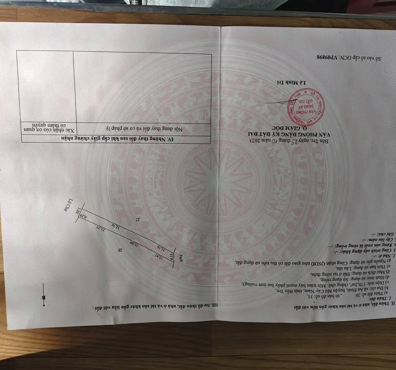 Nhà phố An Định Mỏ Cày Nam 171m² giá 3.2 tỷ - Đường ô tô tới tận nhà!