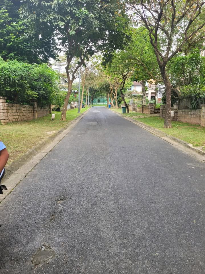 Biệt thự Thảo Nguyên Sài Gòn Q9 384m² giá 26 tỷ - Khu an ninh đẳng cấp!