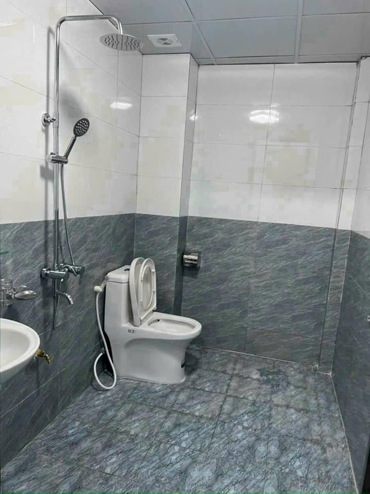 Nhà 3 tầng Hàn Thượng, Hải Dương 90m² giá 2.7 tỷ - Sân trước rộng rãi, ô tô vào tận nơi!