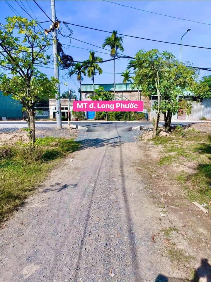 Đất nền Long Phước, Quận 9, 96.3m² giá 2.7 tỷ - Đầu tư sinh lời nhanh!