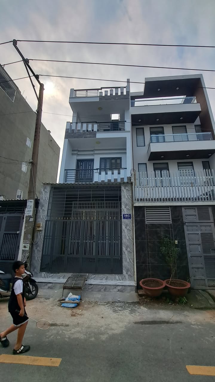 Nhà mặt tiền 105 Nguyễn Quý Yêm, quận 6, diện tích 76m², giá 7.5 tỷ - Thiết kế lệch tầng độc đáo!