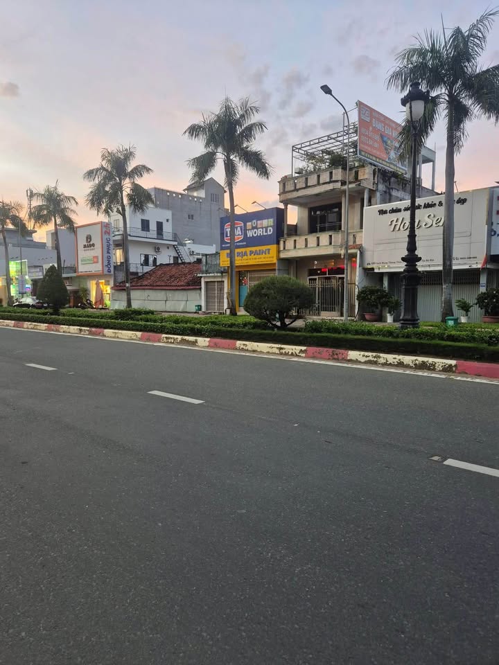 Đất mặt tiền Cách Mạng Tháng 8, Bà Rịa 752m² giá 27 tỷ - Kinh doanh sầm uất!