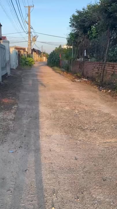 Nhà phố Hòa Khánh 259m² giá 1.89 tỷ - Gần chợ Đoàn Kết, không gian thoáng đãng!