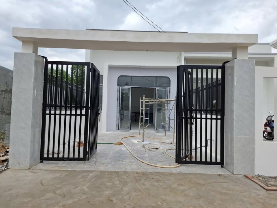 Nhà mới Hưng Thịnh, Trảng Bom 135m² giá 1.55 tỷ - Đầu tư sinh lời ngay!