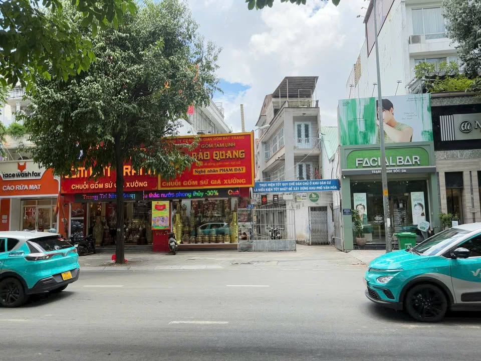 FrontHouse Võ Thị Sáu, Quận 1, 124m² giá 48 tỷ - Đầu tư sinh lời tuyệt vời!