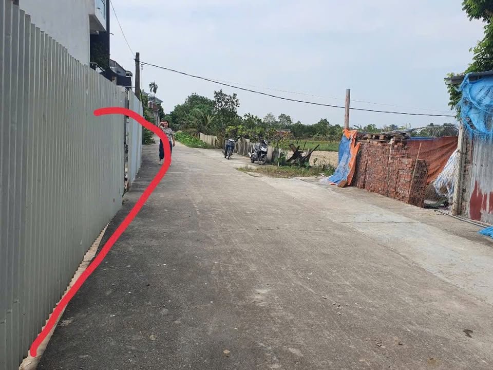 Đất bìa làng Quảng Hội, Quang Tiến, 86m² giá chỉ 4 triệu - Tiềm năng sinh lời cao!