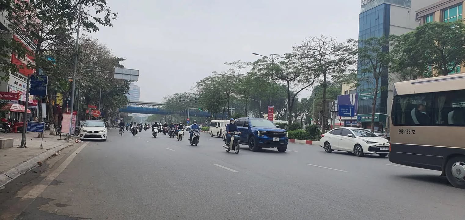 Bán nhà mặt phố Đại Cồ Việt, Hai Bà Trưng 97m² - Đầu tư sinh lời hấp dẫn!