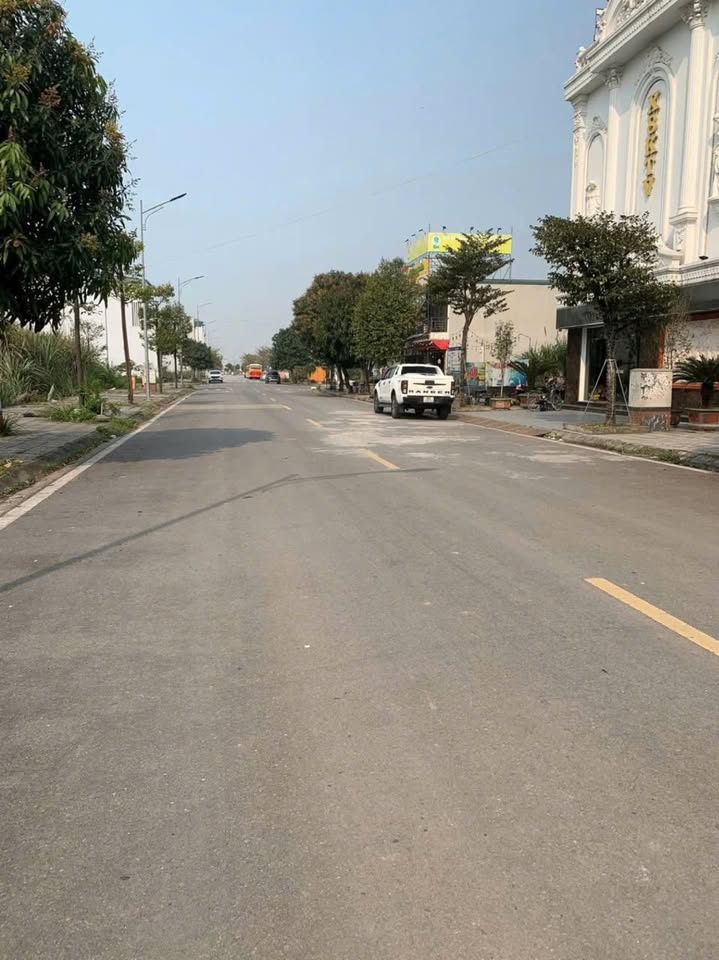 Warehouse cho thuê tại CCN Chính Nghĩa, Kim Động 750.000m² - Vị trí đắc địa, pháp lý đầy đủ!