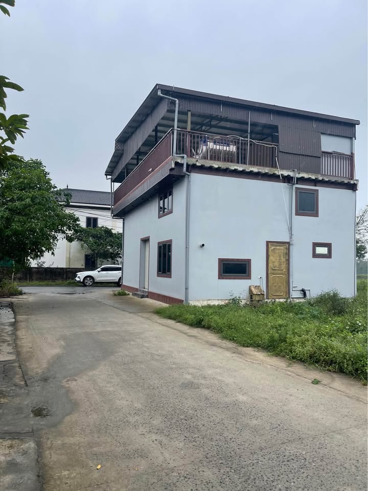 Nhà bán Nghi Thái, TP Vinh 100m² - Đường thông, kinh doanh tốt!