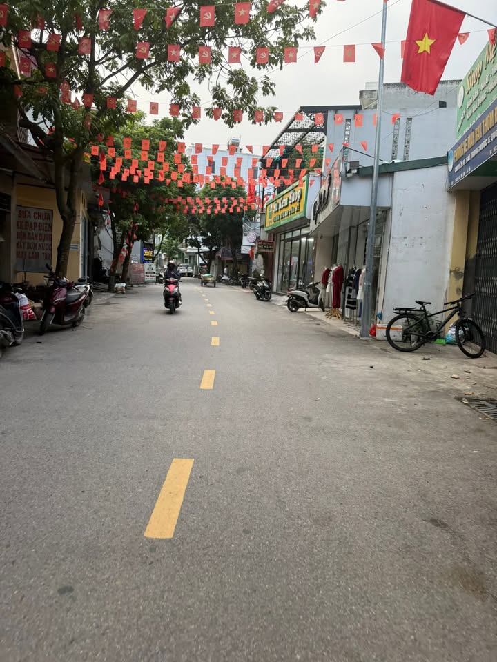 Đất nền Thạch Đà Mê Linh 100m² giá 4.1 tỷ - Đầu tư tiềm năng ngay trung tâm!