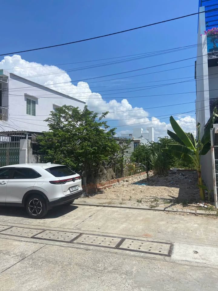 Bán đất TĐC Hòn Rớ 2, Nha Trang 100m² - Sổ đỏ xây dựng tự do!