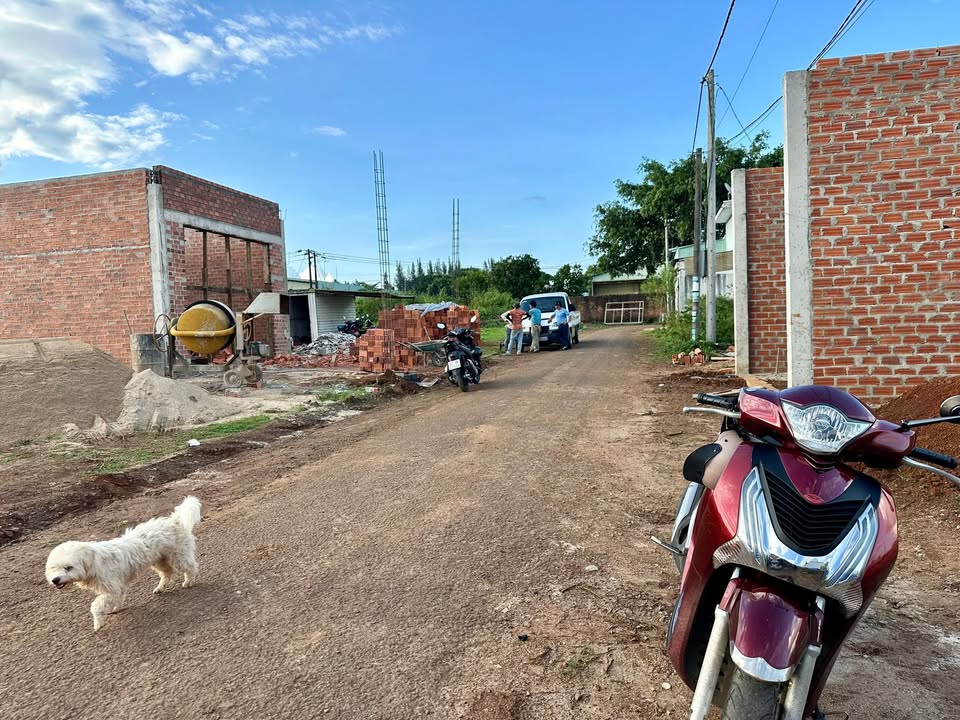 Đất Hẻm 240 Nguyễn Chí Thanh, Pleiku 120m² giá 800 triệu - Sổ đỏ chính chủ!