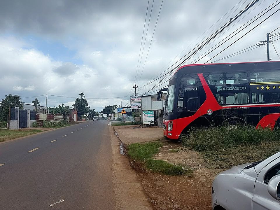 Đất nền mặt tiền tỉnh lộ 8 Pơng Drang 400m² - Giá thỏa thuận cho nhà đầu tư!