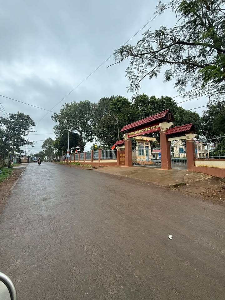 Nhà mới xây đường Lí Tự Trọng, Buôn Hồ 132m² giá 1.55 tỷ - Chính chủ bán gấp!