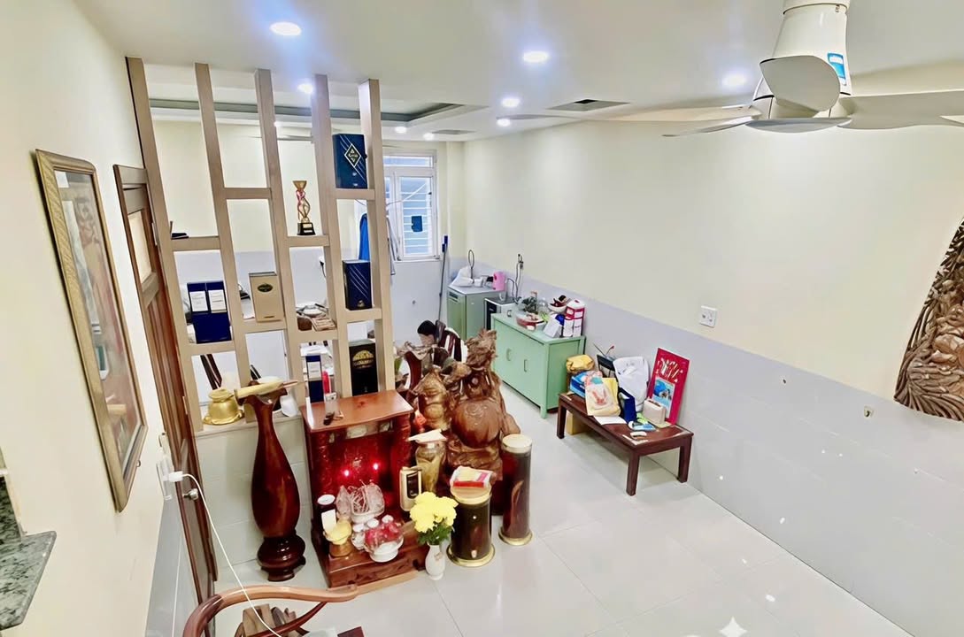 Nhà đẹp 2 tầng Phước Bình 62m² giá 5.1 tỷ - Đầu tư sinh lời tuyệt vời!