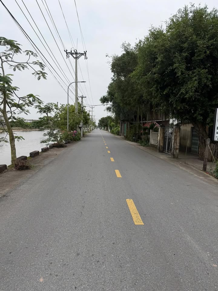 Đất thổ cư mặt đường Hồng Hải Đông 235m² giá 1 tỷ - View sông thoáng mát!