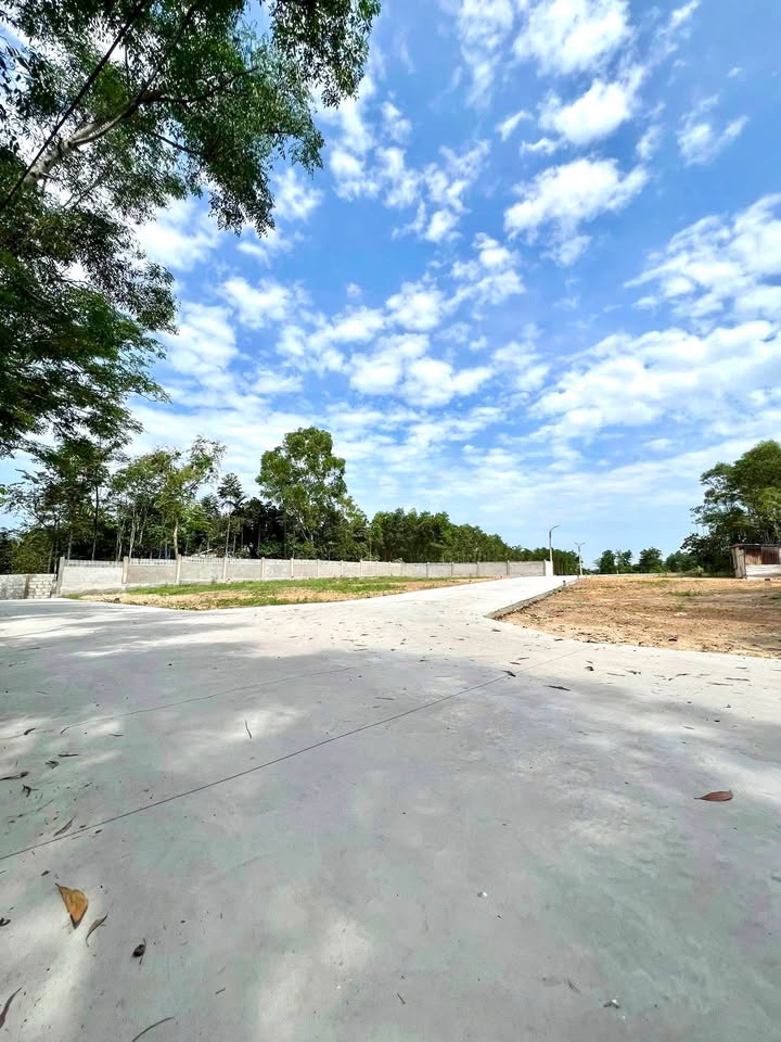 Đất nền 2 mặt tiền Thiên Thai, TP Huế 121m² giá 1,1 tỷ - Đầu tư sinh lời ngay!