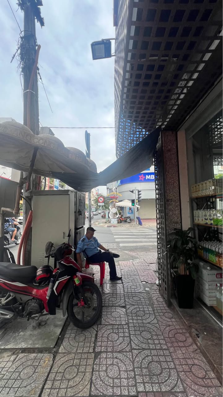 Mặt tiền kinh doanh Nguyễn Đình Chiểu, Quận 3, 63m² giá 30 tỷ - Cơ hội đầu tư hiếm có!