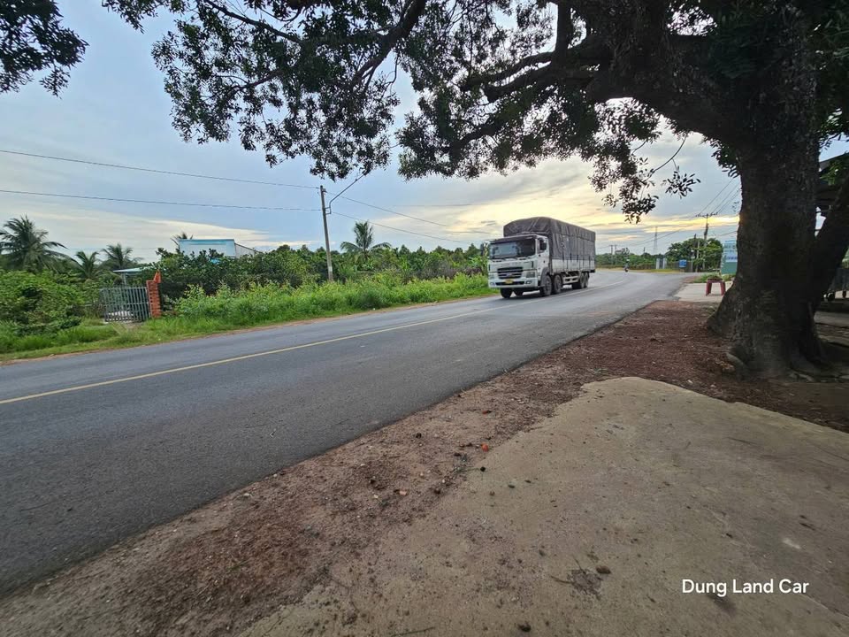 Bán gấp Mặt Tiền đường Trần Văn Trà, Phường Bình Minh, 205m² - Full Thổ Cư chỉ 2.46 tỷ!