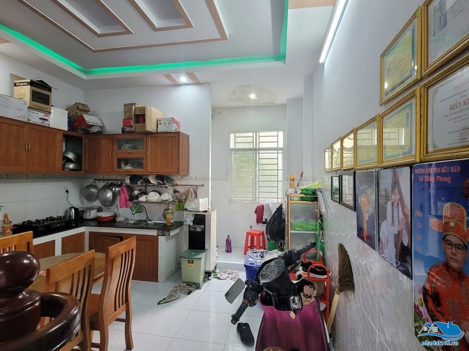 Nhà 1 trệt 1 lầu đường Âu Dương Lân, Rạch Giá 49m² - Giá chỉ 1 tỷ, thương lượng ngay!