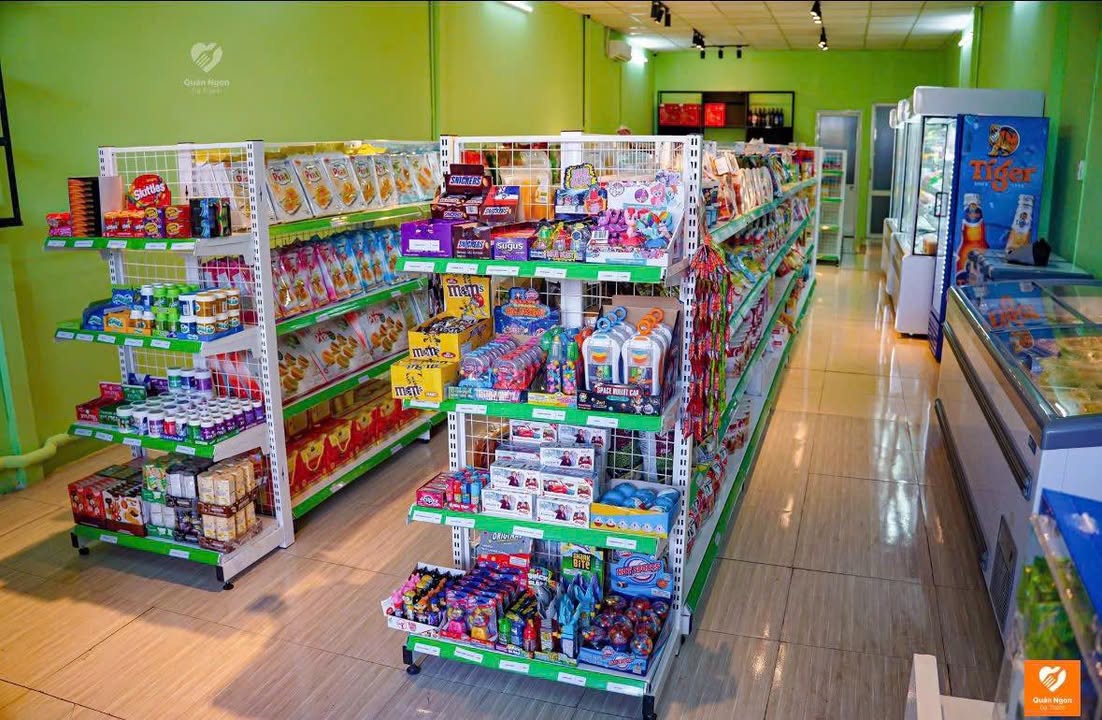 Cho thuê mặt bằng Phố Tây Đà Nẵng 90m² giá 30 triệu - Cửa kính đẹp, vị trí đắc địa!