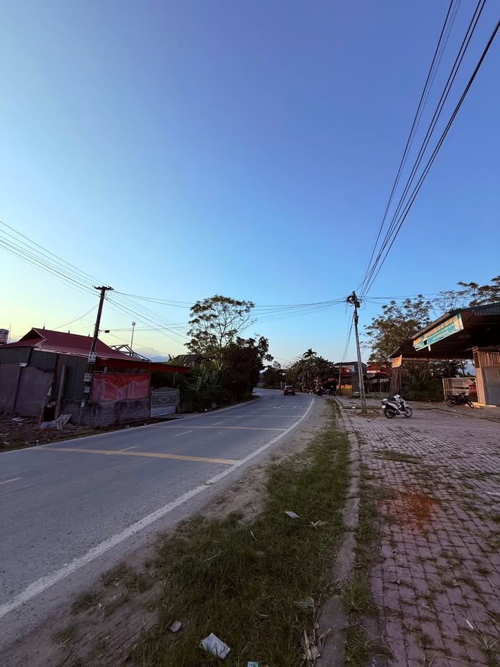 Đất nền kinh doanh Quốc lộ 32, Nghĩa Lộ, 290m² giá 2.7 tỷ - Đầu tư sinh lời cao!