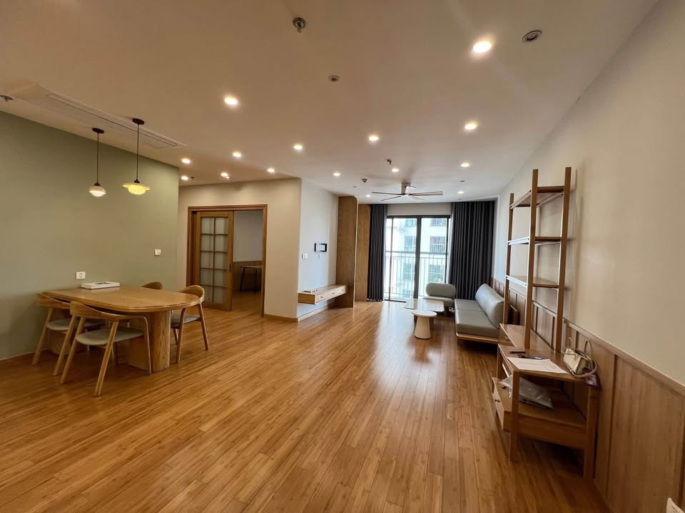 Căn hộ cho thuê N03-T4 Xuân Đỉnh 130m² - View hồ tuyệt đẹp!