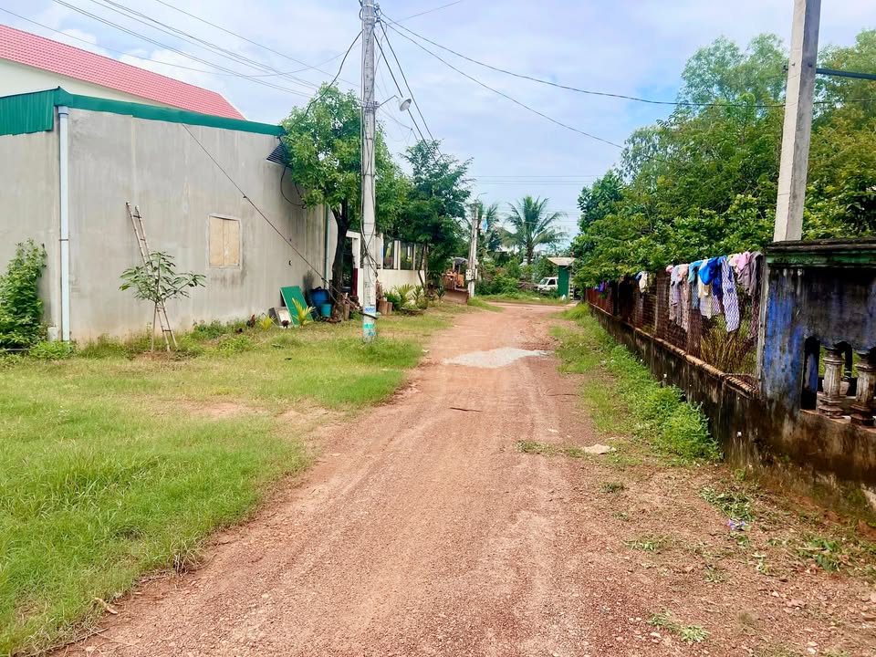 Đất An Dương, Hoài Tân 130m² giá 800 triệu - Sổ đỏ chính chủ, sát trường Lai!