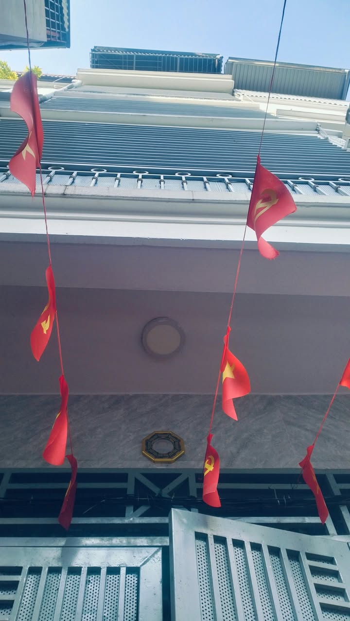 Nhà 5 Tầng Đường Hồ Văn Chương 50m² giá 8 tỷ - Vị trí trung tâm, ưu đãi khủng!