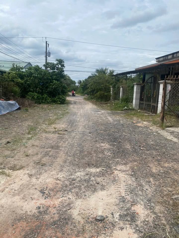 Đất thổ cư Hẻm Nguyễn Văn Linh Hòa Thành 170m² giá 17.415 tỷ - Cơ hội vàng cho đầu tư!