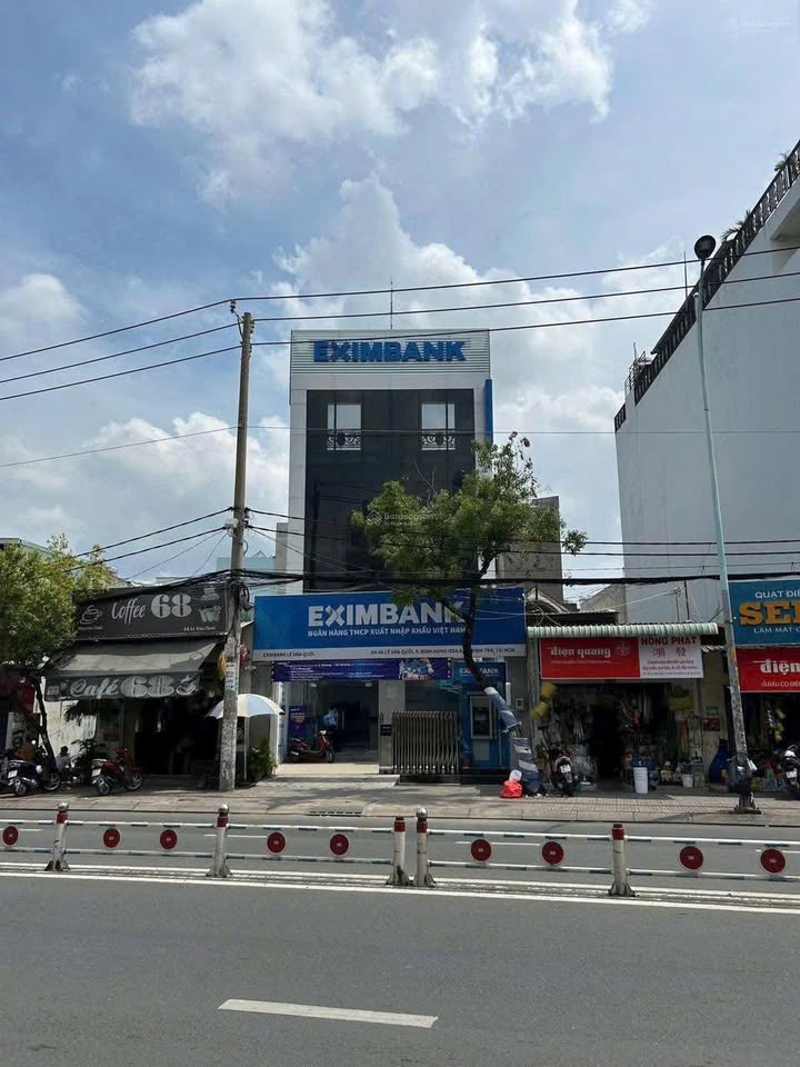 Bán FrontHouse mặt tiền Lê Văn Quới, Bình Tân 222m² - Đang cho thuê Eximbank 100 triệu/tháng!
