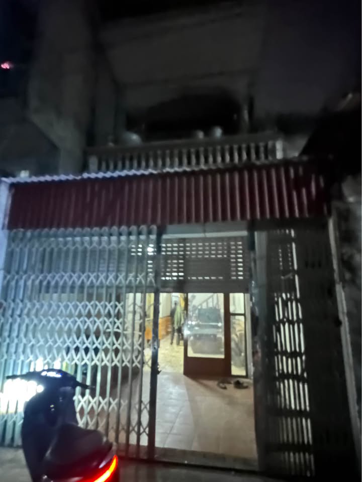 Nhà phố Hồ Xuân Hương 60m² giá 2.4 tỷ - Căn nhà 2 mặt ngõ ô tô tránh nhau!