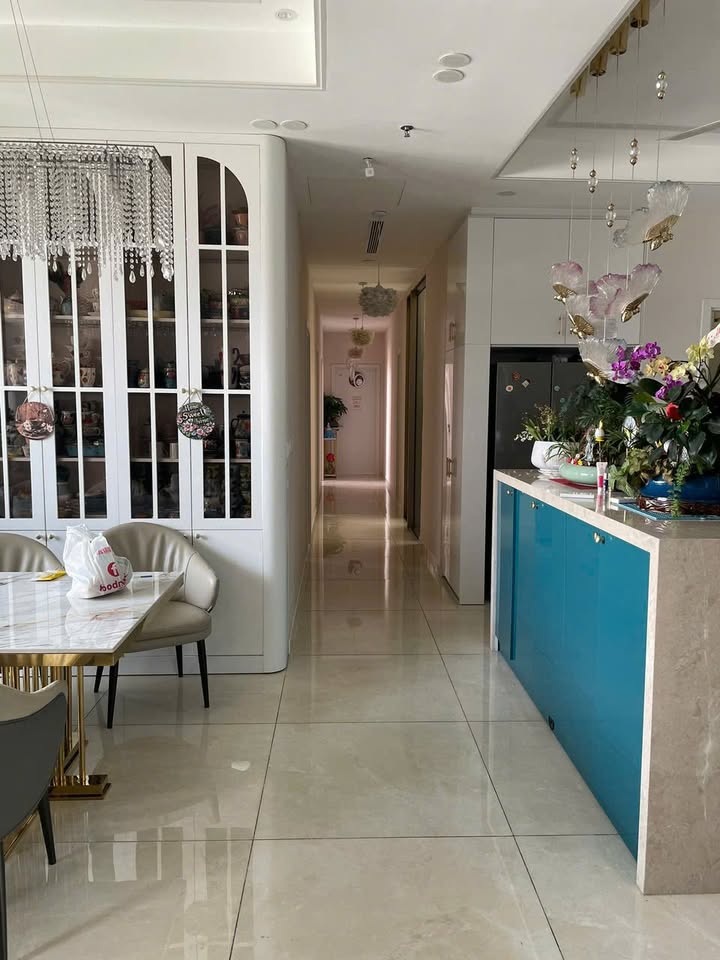 Căn hộ Penhouse MidTown M8 quận 7, 178m² giá 100 triệu - Full nội thất cao cấp!