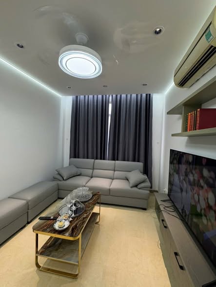 Căn hộ Bảy Hiền Tân Bình 71m² giá 3.15 tỷ - Tặng nội thất sang trọng!