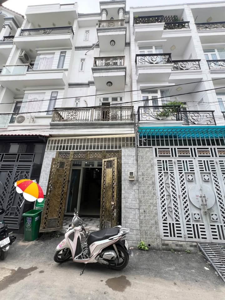 Nhà 4 Tầng Hẻm Xe Tải Hiệp Bình Chánh 52m² giá 7.2 tỷ - Vị trí vàng trung tâm Thủ Đức!