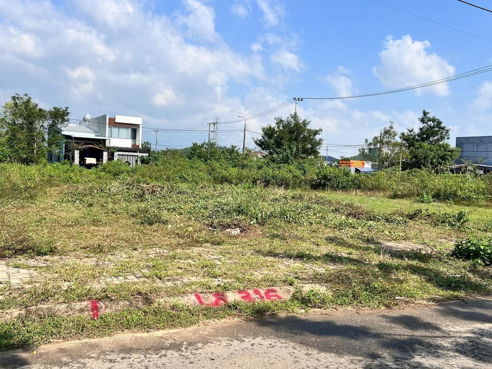 Đất TĐC Nam nhà vườn Hòa Ninh Đà Nẵng 123m² giá thỏa thuận - Hướng Đông Nam thoáng mát!