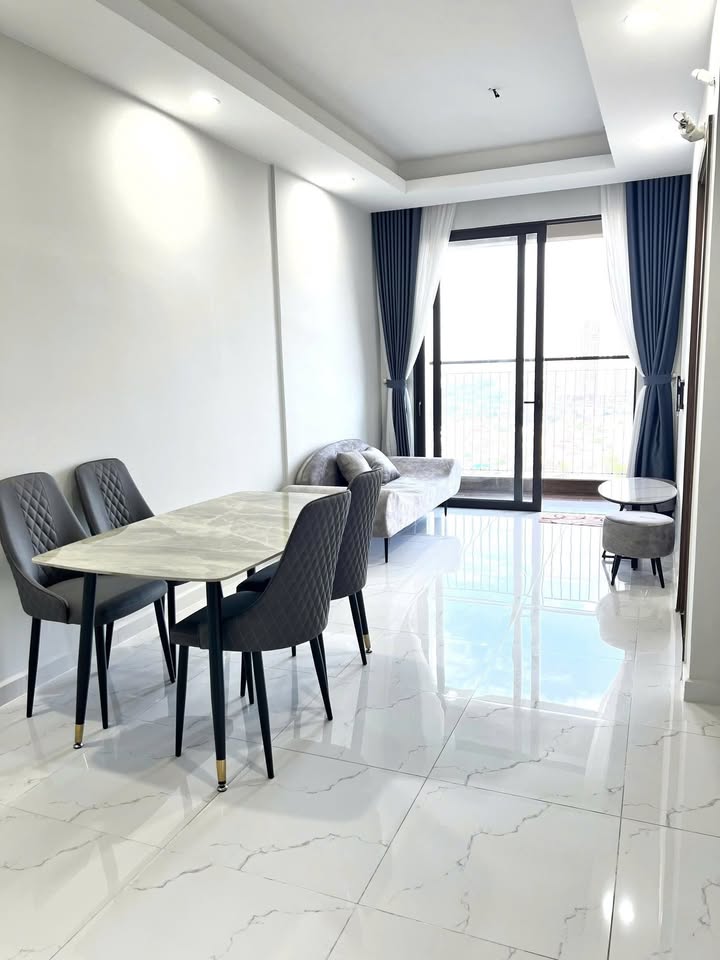 Căn hộ cho thuê Opal Skyline Lái Thiêu giá từ 4 triệu/tháng - Tiện ích đầy đủ, vị trí đắc địa!