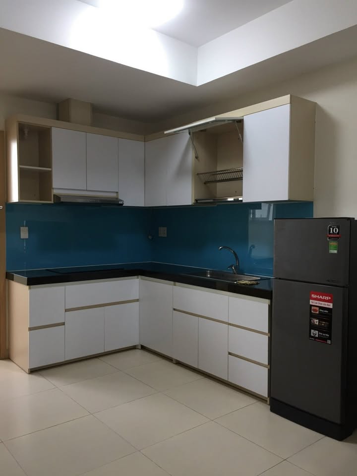 Chung cư Mone Nam Sài Gòn Quận 7 93m² giá 18 triệu - Full nội thất, ban công thoáng mát!