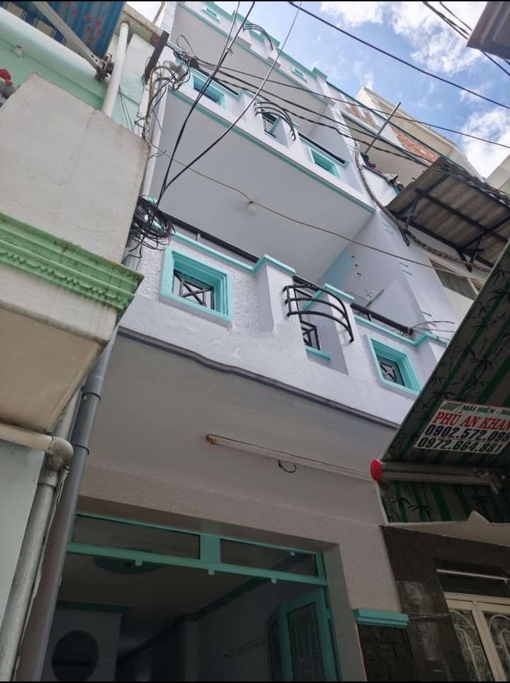 Nhà hẻm Văn Thân Quận 6 18.6m² giá 3.25 tỷ - Khu vực an ninh, gần trung tâm!