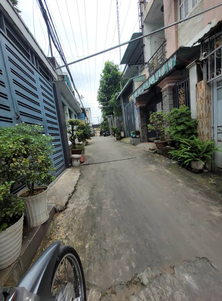 Nhà 2 tầng Linh Đông 154m² giá 10 tỷ - Vị trí đắc địa gần chợ Tam Hà!