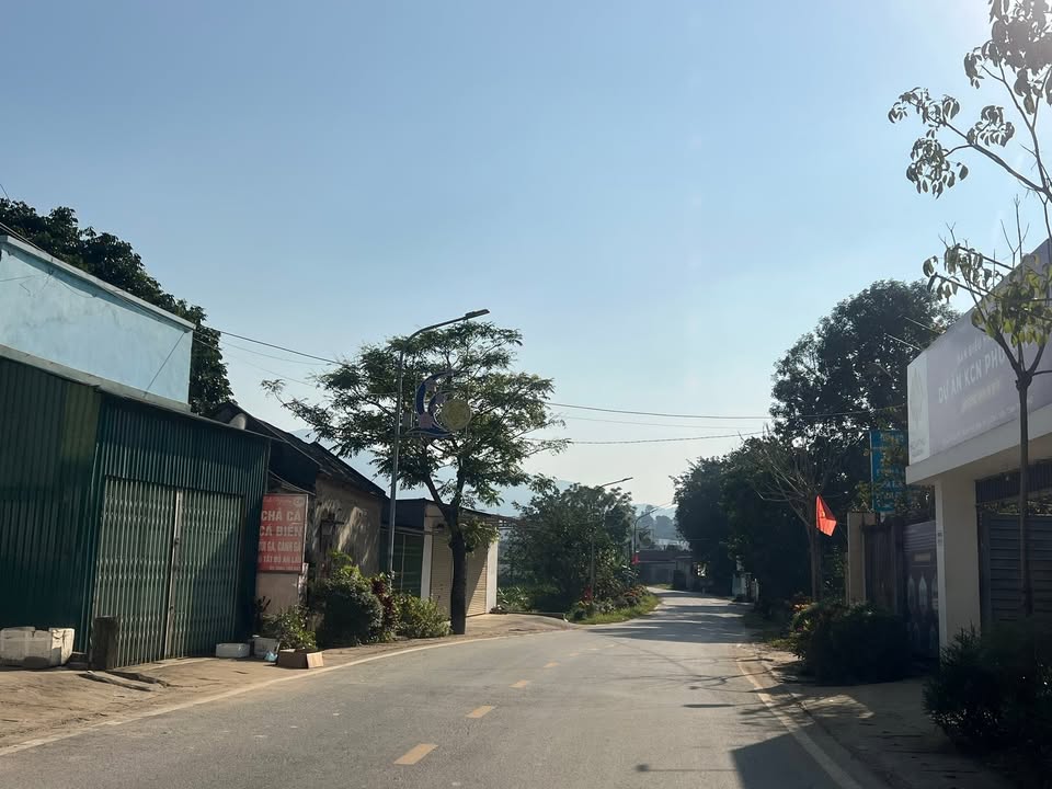 Đất nền Nhuận Trạch 900m² giá chỉ 10 triệu - Sổ đỏ chính chủ, đầu tư sinh lời!