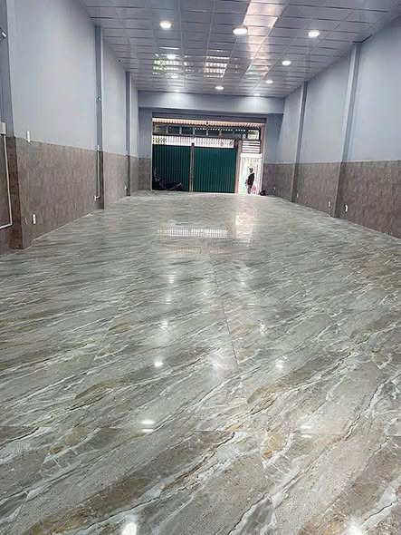 Nhà mặt tiền Hiệp Thành, Q12 144m² giá 15 triệu - Đường thông xe tải thuận tiện!