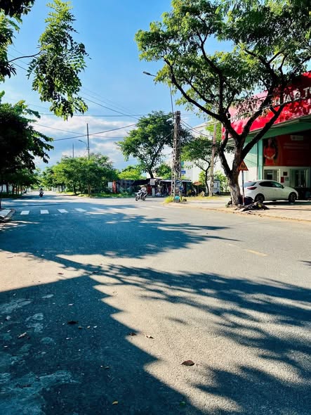 Biệt thự liền kề Trần Nguyên Đán, Hòa Minh 296m² giá 18.9 tỷ - Đầu tư lý tưởng gần biển!