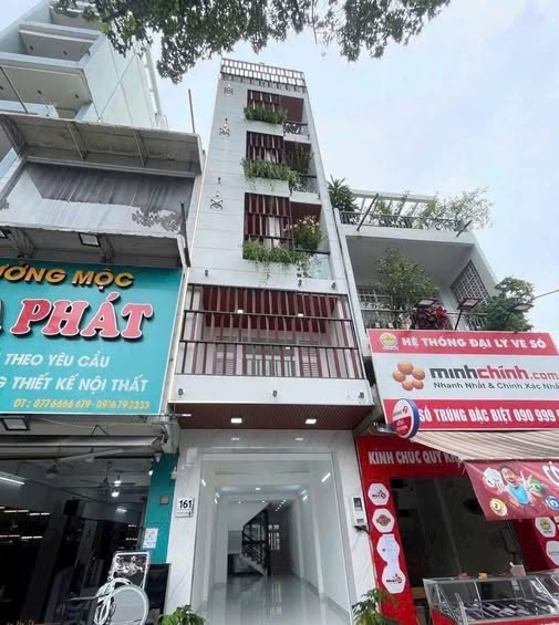 Nhà mặt tiền Ngô Gia Tự, quận 10, 73.8m², giá 27.5 tỷ - Kinh doanh đa ngành lý tưởng!