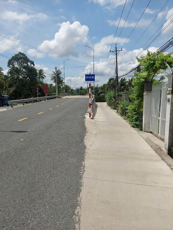 Đất nền Vĩnh Long 564m² giá 1.466 tỷ - Mặt tiền đẹp, tiện ích đầy đủ!