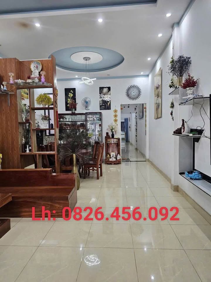 Nhà giá rẻ tại Tân Xuân, Đồng Xoài 175m² chỉ 1.3 tỷ - Sân oto, 3 phòng ngủ